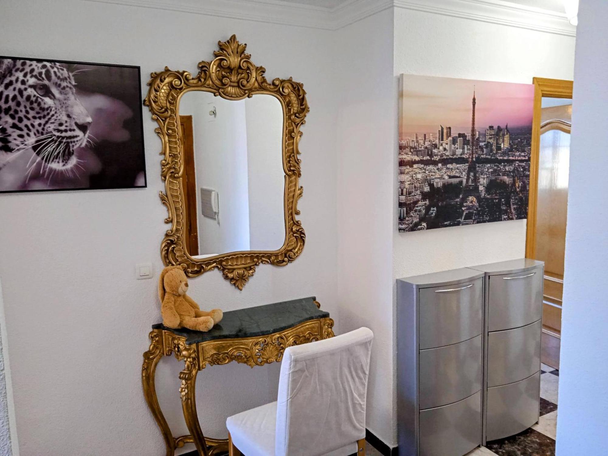 Iberos Royal Apartment La Zubia  Ngoại thất bức ảnh